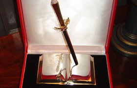 2014 S Diamond Dagger Winner Dead Good