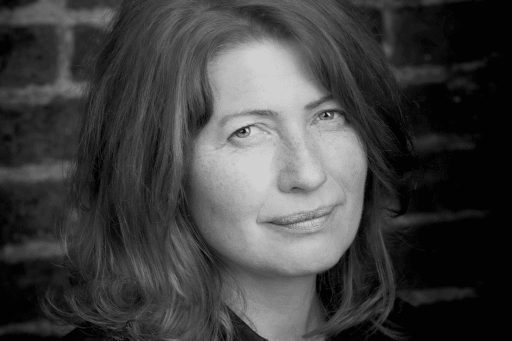 Photo of author Belinda Bauer. See all Belinda Bauer books in order of publication here