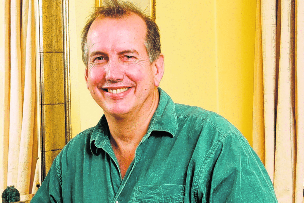 Photo of thriller author Michael Cordy. Read on to find all Michael Cordy books in order of publication.